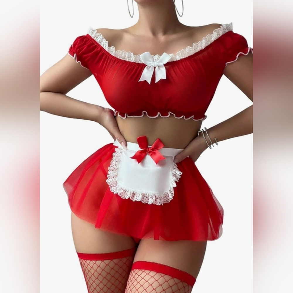 NWT Red and White Lace Trim Bandeau Set
